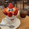 観音山フルーツパーラー - ミルキーストロベリーパフェ　1500円