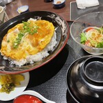 Ichinii San - 黒豚ロースカツ丼セット大盛1,280円(ランチ大盛無料)