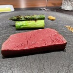 イル アオヤマ - 馬