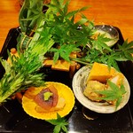 御料理 古川 - 八寸（鮟肝、帆立、イカ団子、玉子焼、インカのめざめすり流し、ミル貝、酢もの、アナゴのちまき寿司）