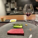 イル アオヤマ - 馬