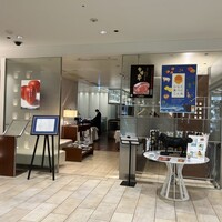 代官山ASO チェレステ 日本橋店 - 店舗外装　10階エレベーター降りて目の前　看板が見当たらず通り過ぎました