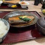 ごはんや金沢 - 