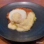 Public&Bar Heim - バターチキンカレー＋目玉焼とチーズ