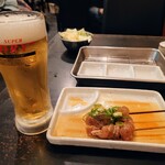 Kushikatsu Tarou - 令和6年4月 営業時間(17:00〜23:00)
                      太郎のほろよいセット 税込990円
                      生中、おまかせ串かつ6本(もつ、なす、あじ、たこ、さつまいも、ちくわ)、牛すじ煮込み2本