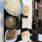 Yoshinoya - 