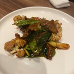 大陸風 - 牛肉の黒胡椒炒め