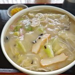 まんぷく亭 - 料理写真:中華丼
