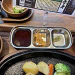 宮崎牛ステーキと宮崎地鶏 肉バル食堂 みやざき晴マチ - 