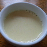Montekasa - ランチのスープ