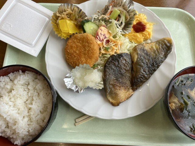 花き市場食堂（カキイチバショクドウ） - 苦竹（食堂）の写真