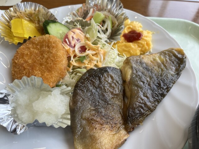 花き市場食堂（カキイチバショクドウ） - 苦竹（食堂）の写真