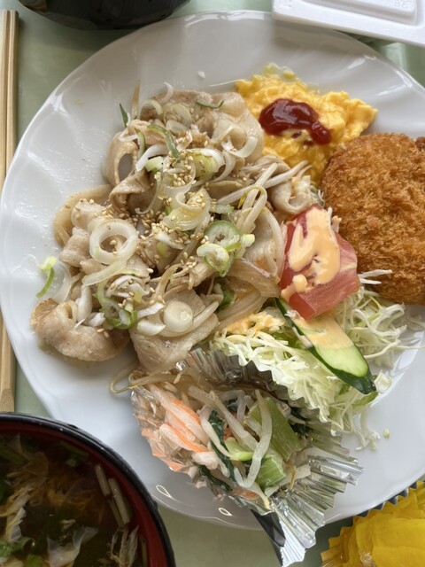 花き市場食堂（カキイチバショクドウ） - 苦竹（食堂）の写真