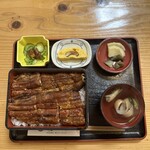 炭火焼うなぎ 東山物産 - 