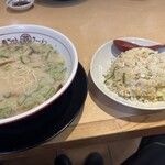 燕ちゃんラーメン - 