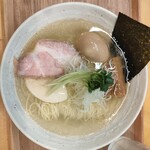 MENYA NAKAGAWA - 味玉鶏塩ラーメン1,000円