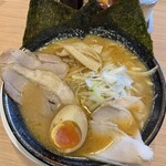 大志軒 - 全部盛り淡麗味噌麺　あっさり鶏油　760円なり