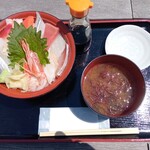 お魚いちば おかせい - 女川丼