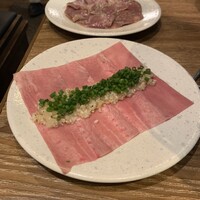 炭火焼肉ホルモン うしごろ 中目黒店 - 