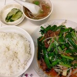 宝楽 - 料理写真:ニラレバ定食（ご飯大盛り）８５０円