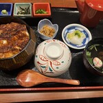 Sumiyaki Unagi Kawafuji - 上ひつまぶし
