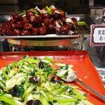上海柿安 - 青菜と干しエビのアッサリ炒め、黒酢の肉団子
