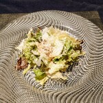 Osteria Nori - パルミジャーノ・レッジャーノ24ヶ月熟成のサラダ　380円