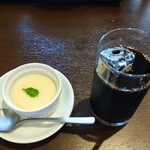 中国料理 天龍 - アイスコーヒー、杏仁豆腐