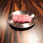 Rare red meat Zabuton