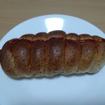 中屋パン - ロングウィンナー