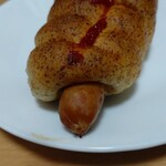 中屋パン - ロングウィンナー