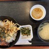 青木さざえ店 - 料理写真:まかない丼¥1500
全体を俯瞰すると何となくスキマ感があってやや寂しい