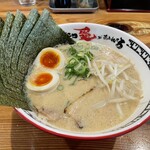 とんこつ愛があふれてる ラーメン とりこ - 