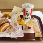 ケンタッキーフライドチキン - 料理写真:和風カツよくばりセットウーロン茶で単品のコールスローにオリジナルも追加