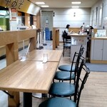 中みそ - 店内