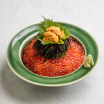Goku Sea urchin ikura bowl (sea urchin salmon roe bowl)