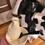 ジェラテリア ジェラボ - 山中牧場ミルクを追加でお願いします！