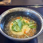 栞   - 