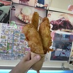 やきいも専門店 imokatsu - パリ天を手に持ってみた