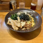 油坊主 - 担々麺大盛り900円にメンマ100円