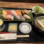 Sushi To Karobata Yaki Shiki Hana Maru - 