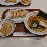 餃子の王将 - 料理写真: