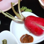 蚕室カフェ かみず - 赤かぶ