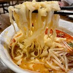 北京飯店 - 麺リフトアップ