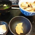 うなぎ坂田 - うな重に負けない人気のあるきじ丼