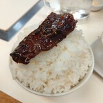 Horumon Chiba - カルビは当然のよにカルビ丼にして食う。黒タレの旨さを思う存分味わいます。
