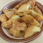 Gyouzano Sakaba Taiyou Hoeru - カレー風味のパリパリ
