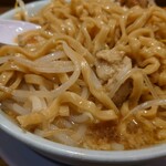 豚と脂。 - 麺アップ