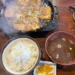 国八食堂 - 鉄板とうふ定食（2人前）