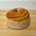 Comme'N GLUTEN FREE - 料理写真:桜あんぱん